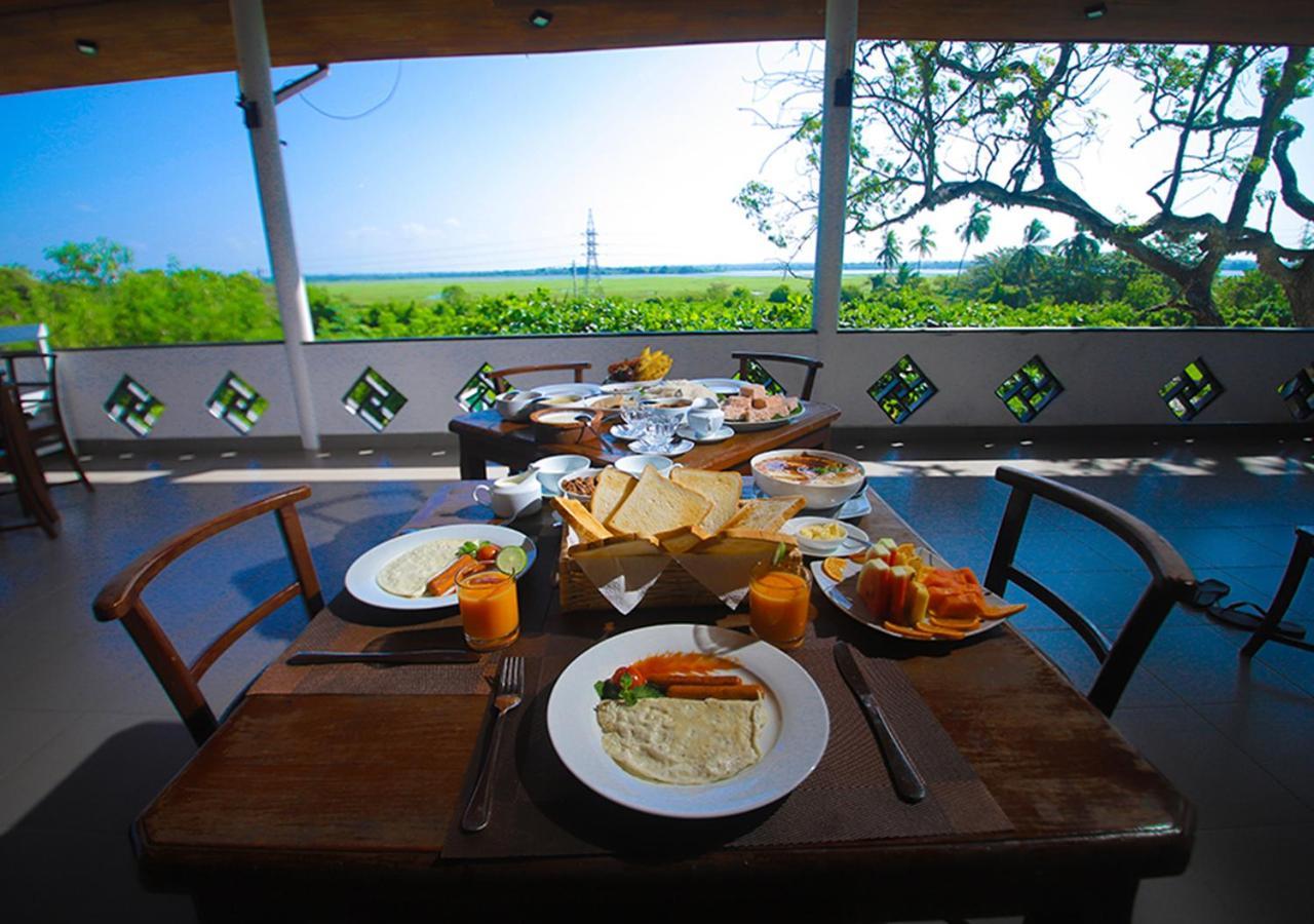 Birdsong Leisure Resort Тисамахарама Екстериор снимка