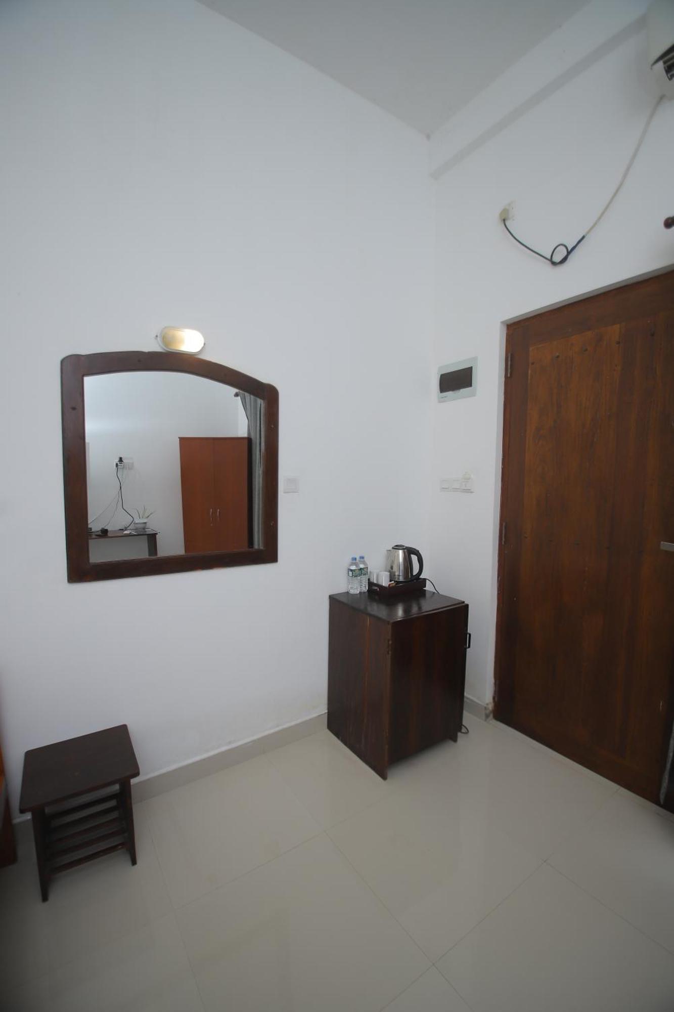 Birdsong Leisure Resort Тисамахарама Екстериор снимка