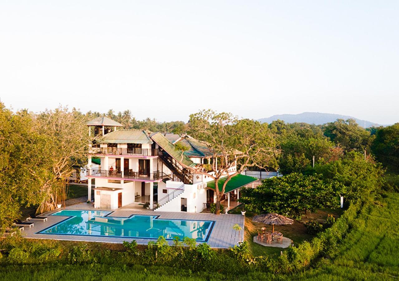 Birdsong Leisure Resort Тисамахарама Екстериор снимка
