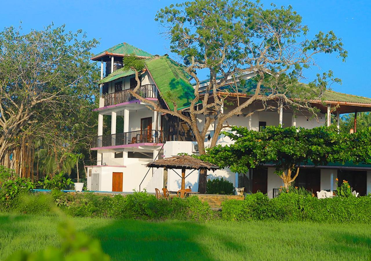 Birdsong Leisure Resort Тисамахарама Екстериор снимка